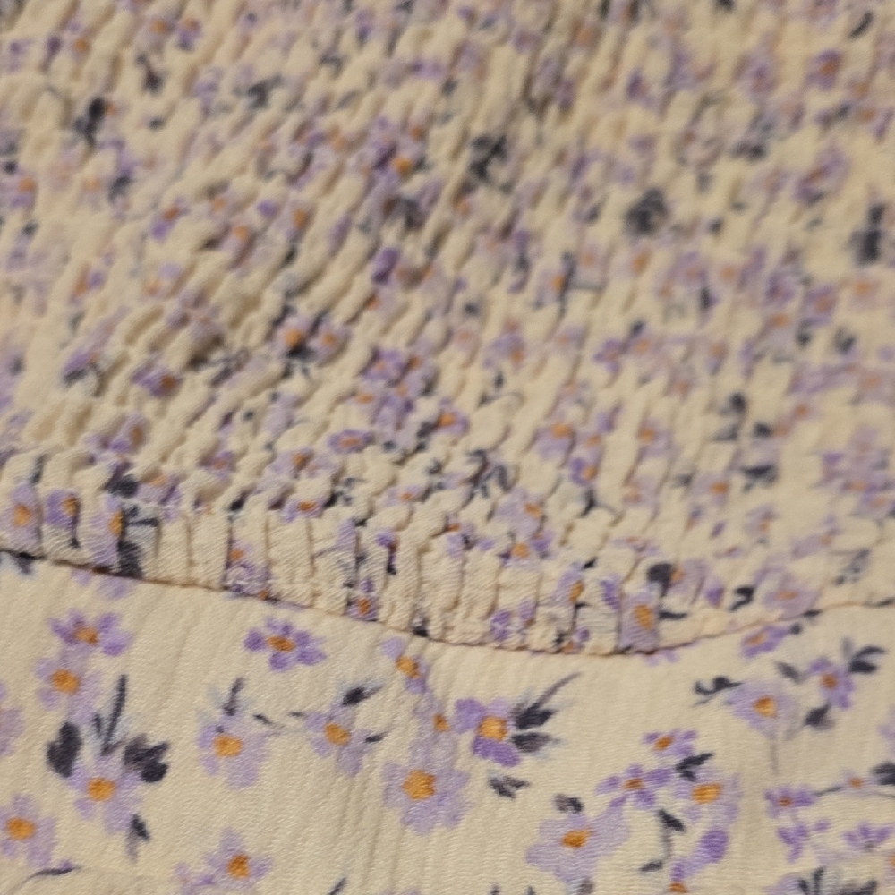 Torrid Purple and Cream Floral Blouse - Picture 3 of 4